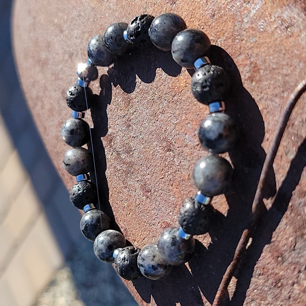 Labradorite Bracelet - Picture 3 of 6